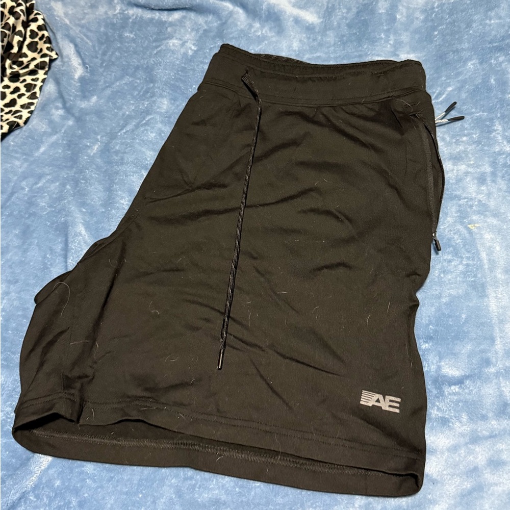 Men’s 2x sweat shorts American eagle